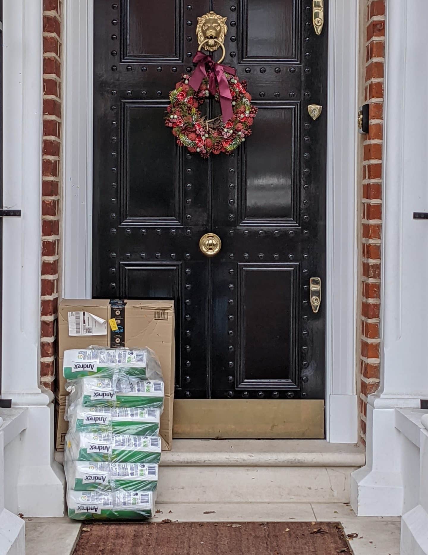 A doorstep delivery of toilet roll during lockdown