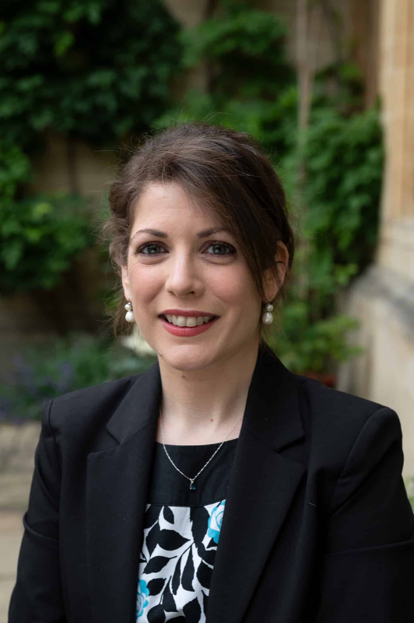 Dr Laure Miolo