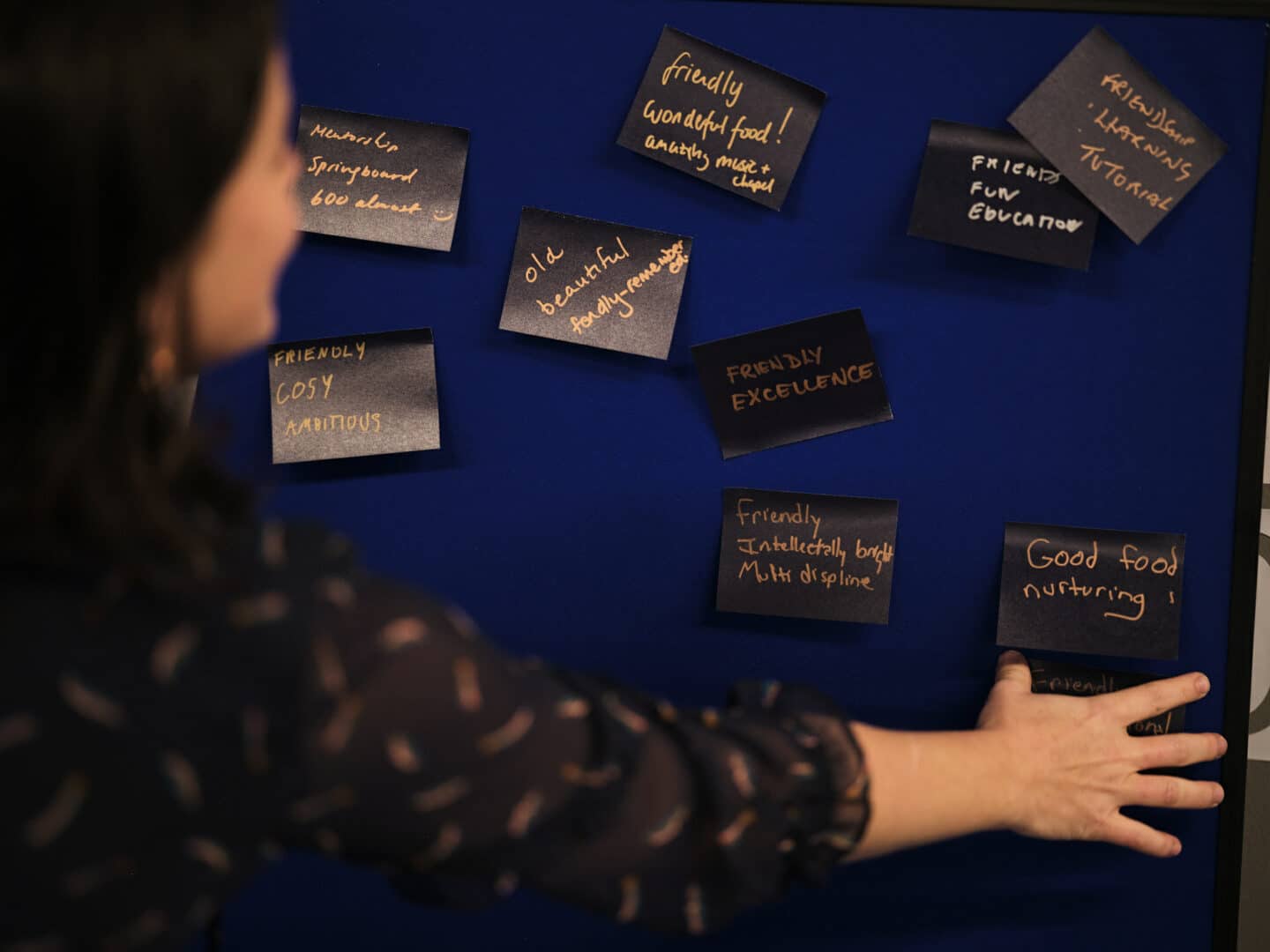 sticky notes with three words describing Lincoln at the 600 campaign launch