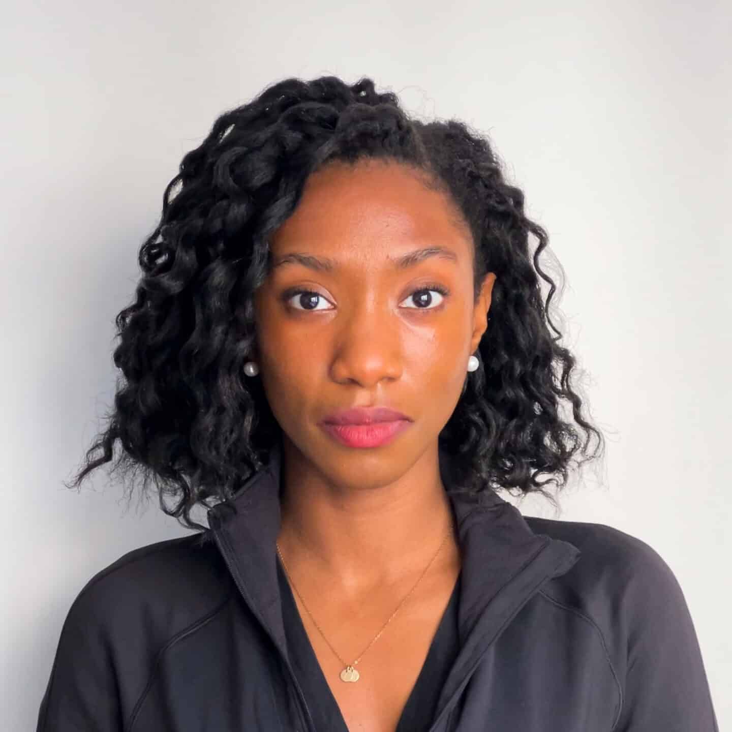 Headshot of Olivia Holder